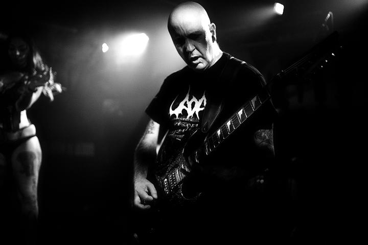 Dr Death live, Vortex Surfer Musikclub Siegen.