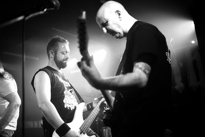 Dr Death live, Vortex Surfer Musikclub Siegen.