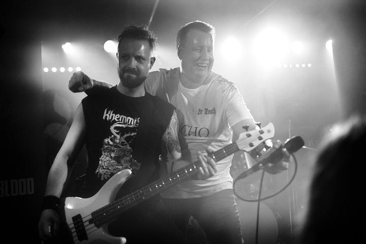 Dr Death live, Vortex Surfer Musikclub Siegen.