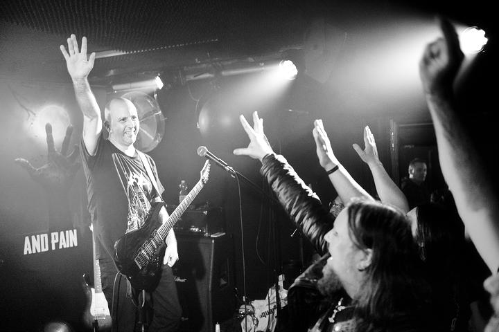 Dr Death live, Vortex Surfer Musikclub Siegen.