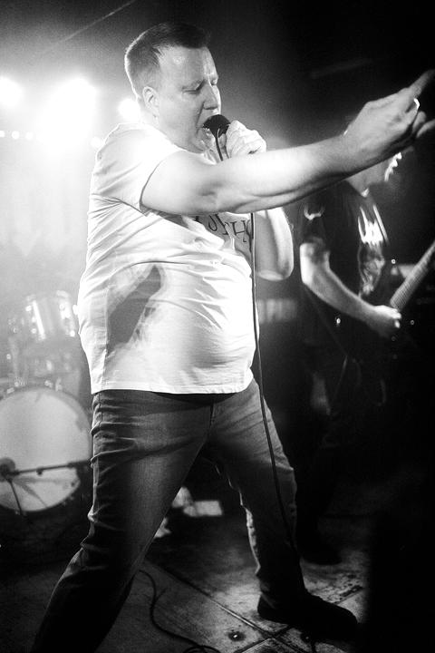 Dr Death live, Vortex Surfer Musikclub Siegen.