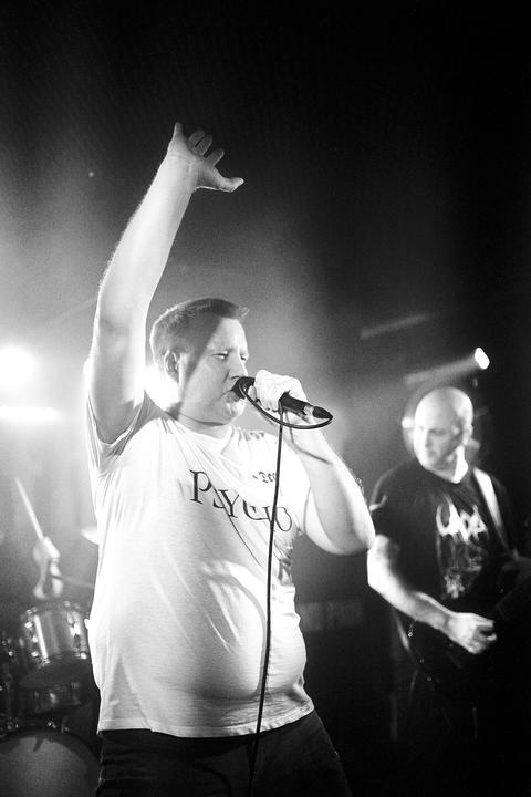 Dr Death live, Vortex Surfer Musikclub Siegen.
